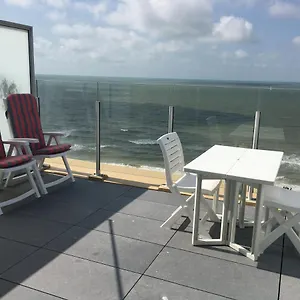 penthouse-seafront.bruges-hotels.info/